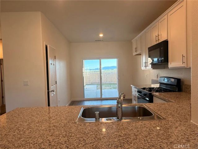 1105 E Orange Street, Avenal, CA 93204