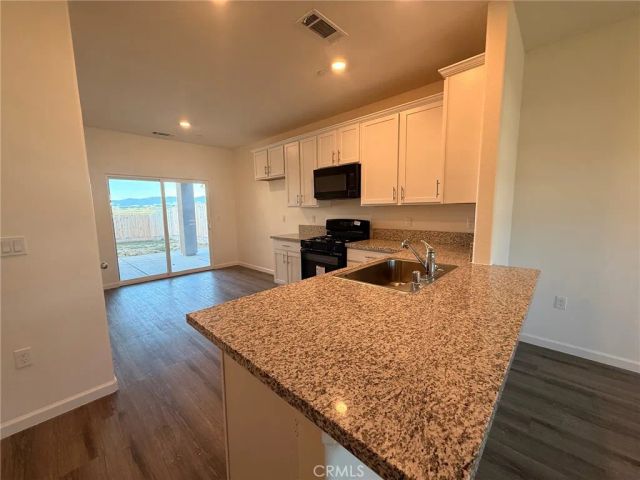 1105 E Orange Street, Avenal, CA 93204