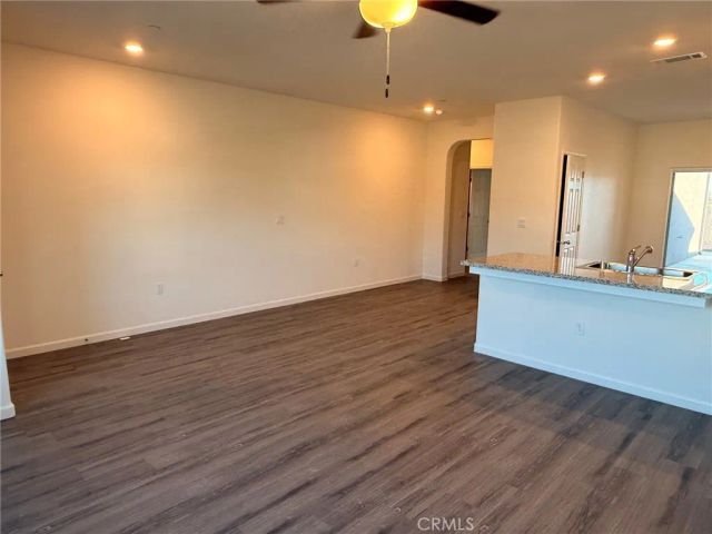 1105 E Orange Street, Avenal, CA 93204