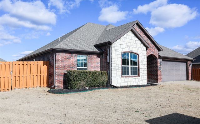 3606 SW Town Vu Road, Bentonville, AR 72712