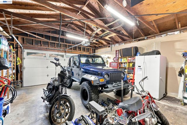 235 Elvira St, Livermore, CA 94550