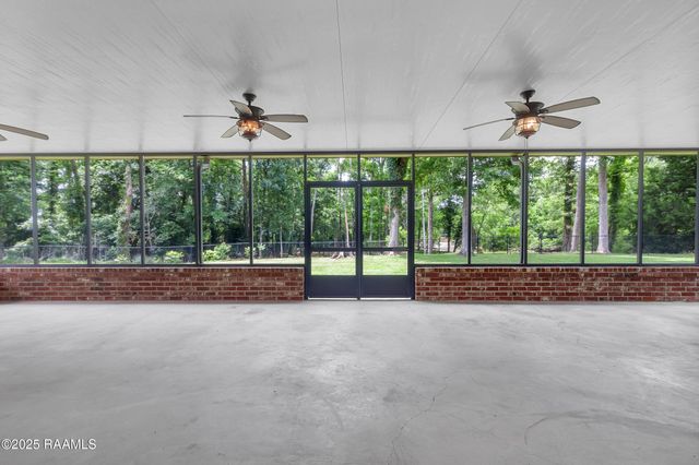 139 Gentry Drive, Washington, LA 70589