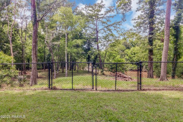 139 Gentry Drive, Washington, LA 70589