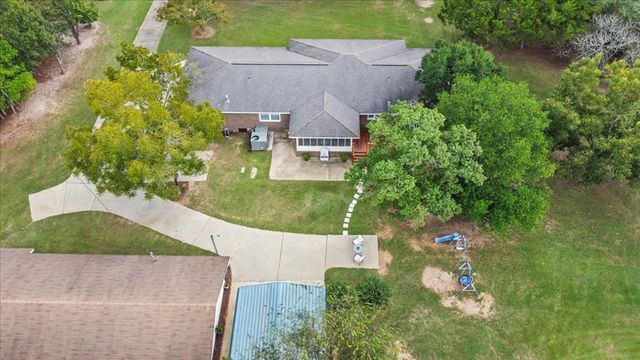 2372 County Rd 112, Dothan, AL 36303