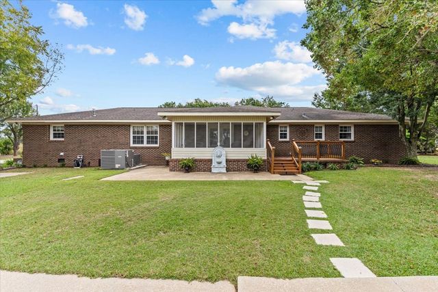 2372 County Rd 112, Dothan, AL 36303