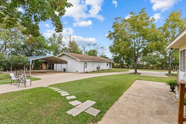 2372 County Rd 112, Dothan, AL 36303