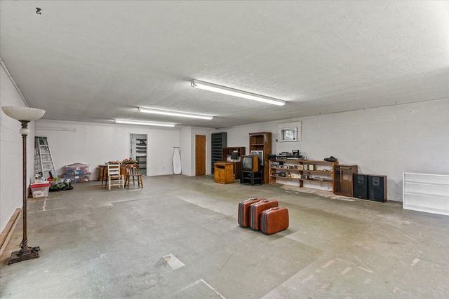 2372 County Rd 112, Dothan, AL 36303