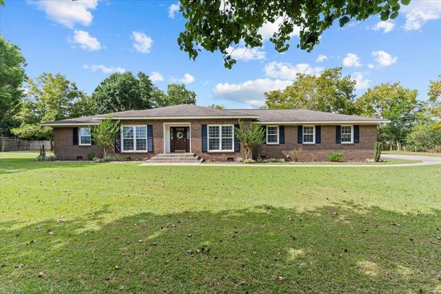 2372 County Rd 112, Dothan, AL 36303