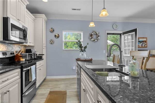 2317 Pretty Lake AVE, Norfolk, VA 23518