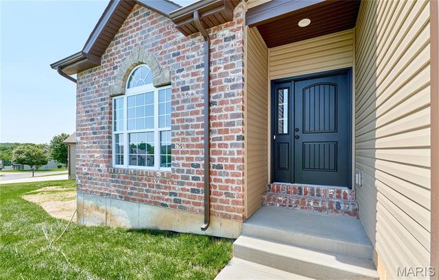 10 Canyon Creek Court, Moscow Mills, MO 63362