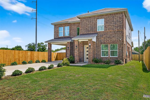 3409 2nd Avenue N, Texas City, TX 77590