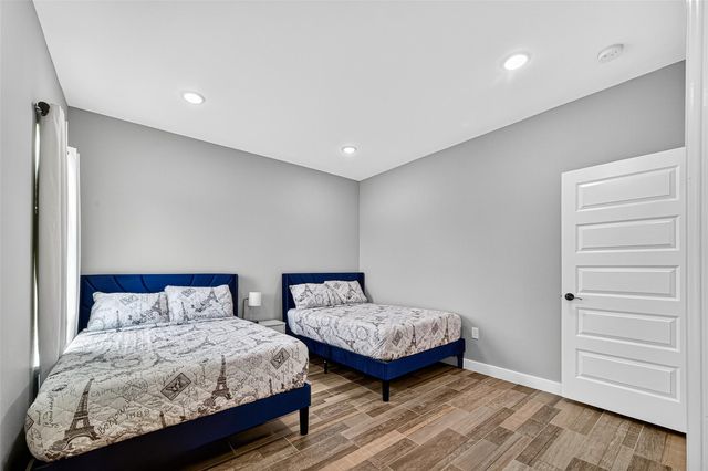 3409 2nd Avenue N, Texas City, TX 77590