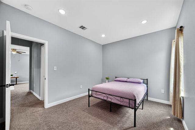 3409 2nd Avenue N, Texas City, TX 77590