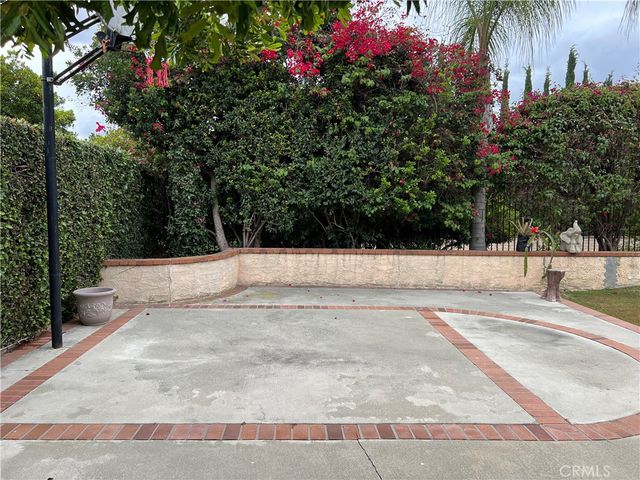 2411 White Dove Ln, Chino Hills, CA 91709