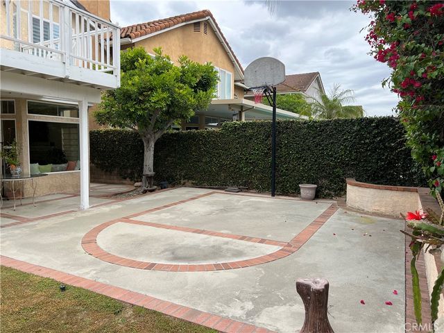 2411 White Dove Ln, Chino Hills, CA 91709