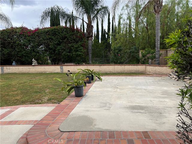 2411 White Dove Ln, Chino Hills, CA 91709