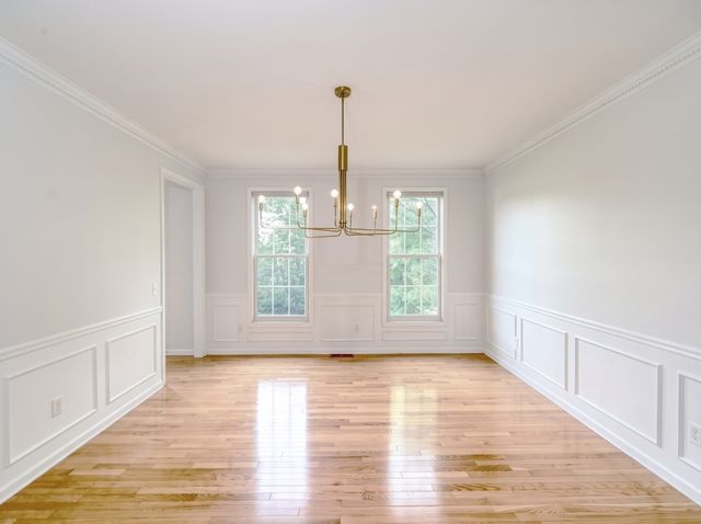 5 Bay Farm Ln, Grafton, MA 01560