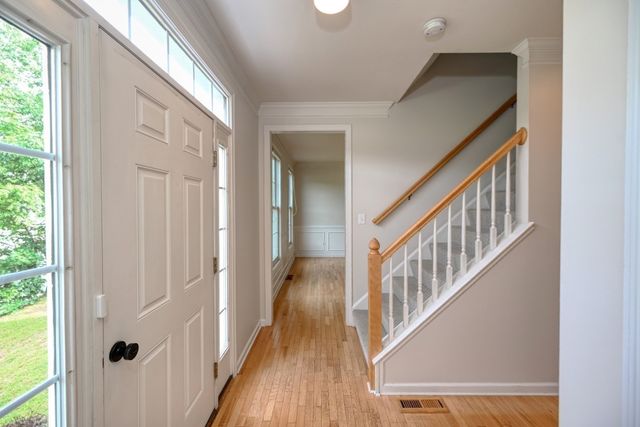 5 Bay Farm Ln, Grafton, MA 01560