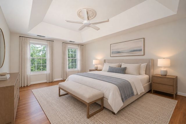 5 Bay Farm Ln, Grafton, MA 01560