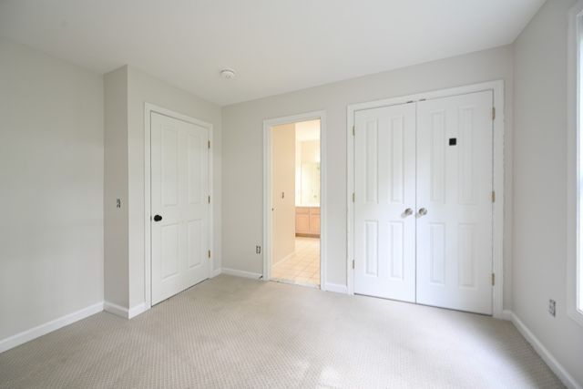5 Bay Farm Ln, Grafton, MA 01560
