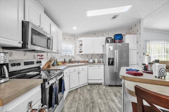 6801 BERNADEAN BOULEVARD, Punta Gorda, FL 33982