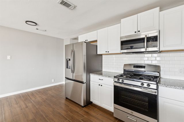 410 Ayres Street, Hutchins, TX 75141