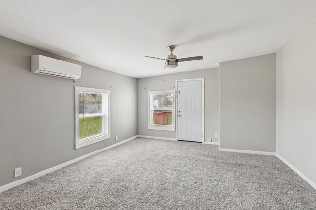 410 Ayres Street, Hutchins, TX 75141