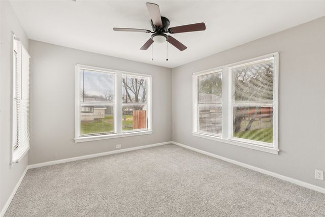 410 Ayres Street, Hutchins, TX 75141