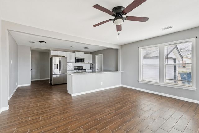 410 Ayres Street, Hutchins, TX 75141