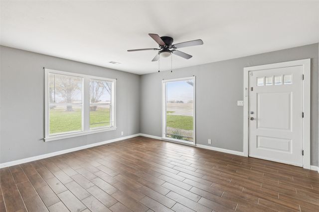 410 Ayres Street, Hutchins, TX 75141