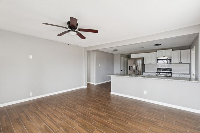 410 Ayres Street, Hutchins, TX 75141