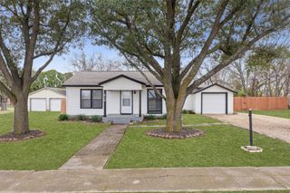 410 Ayres Street, Hutchins, TX 75141