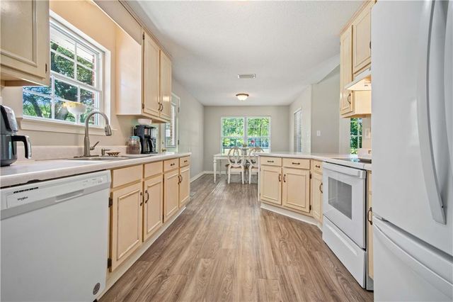 8653 Rosalene E Street, Grand Bay, AL 36541