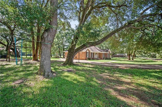 8653 Rosalene E Street, Grand Bay, AL 36541