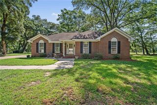 8653 Rosalene E Street, Grand Bay, AL 36541