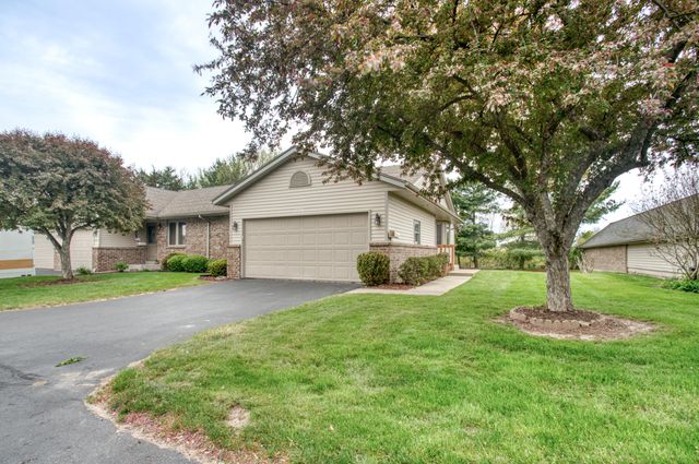 1037 Country Gardens Nw, City Of Walker, MI 49534