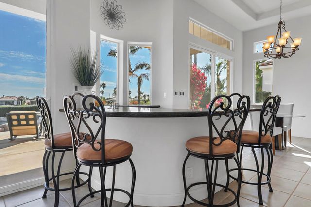 51686 ViA Sorrento, La Quinta, CA 92253