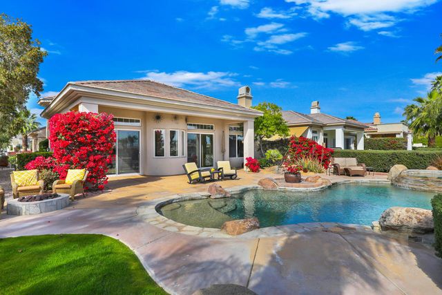 51686 ViA Sorrento, La Quinta, CA 92253