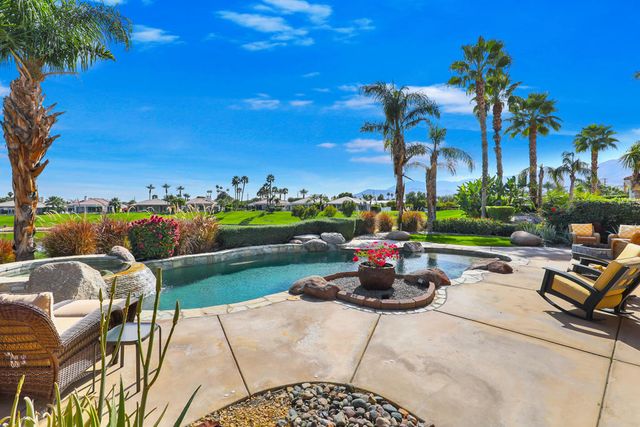 51686 ViA Sorrento, La Quinta, CA 92253