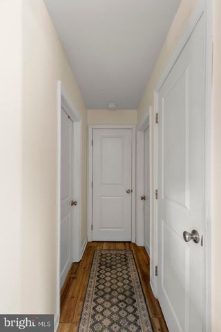 2502 HONEYSUCKLE LN, Lancaster, PA 17603