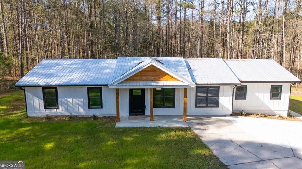 392 GA Hwy 74, Molena, GA 30258