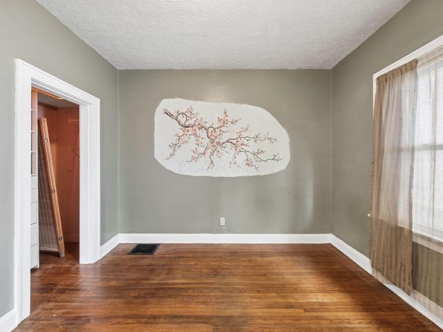 281 N Wayne Avenue, Columbus, OH 43204
