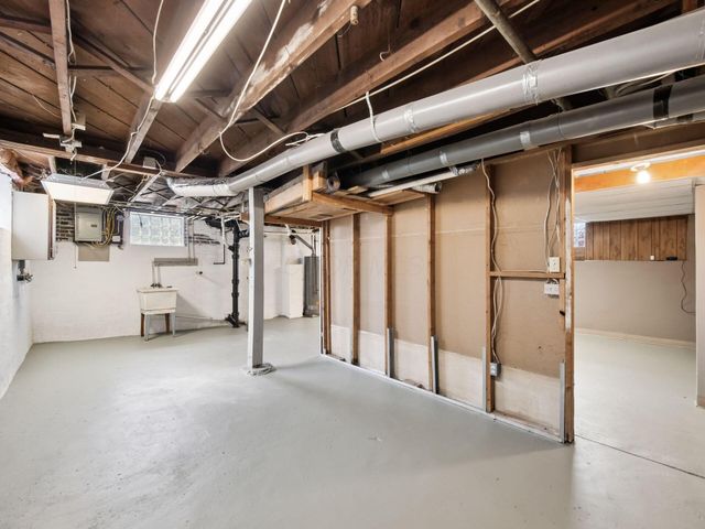 281 N Wayne Avenue, Columbus, OH 43204