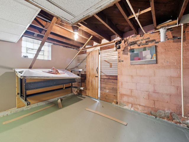 281 N Wayne Avenue, Columbus, OH 43204