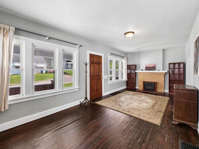 281 N Wayne Avenue, Columbus, OH 43204