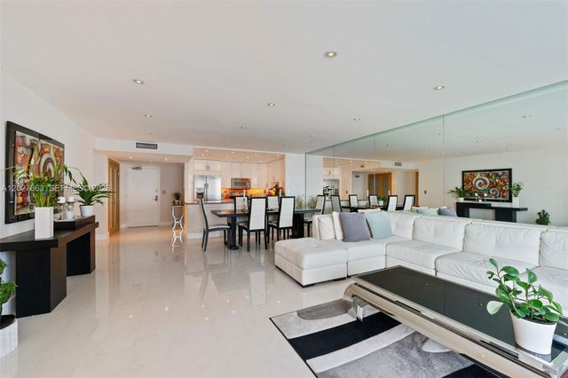 2301 Collins Avenue 1210, Miami Beach, FL 33139