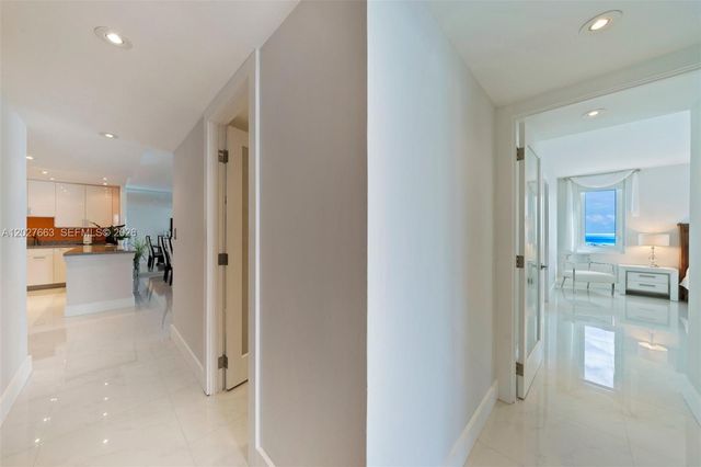 2301 Collins Avenue 1210, Miami Beach, FL 33139
