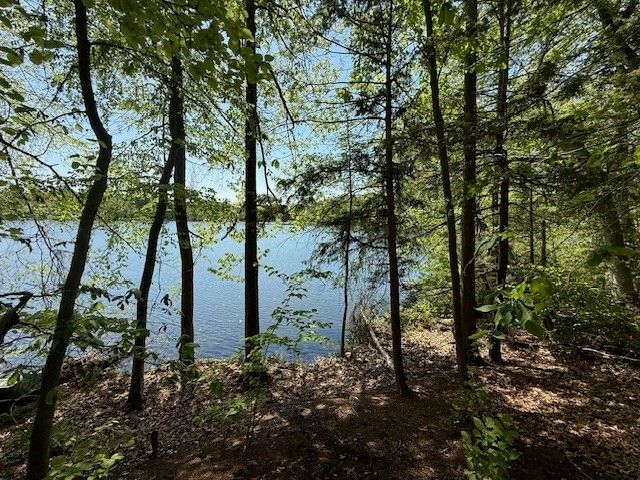 108 Dudley Rd, Wayland, MA 01778