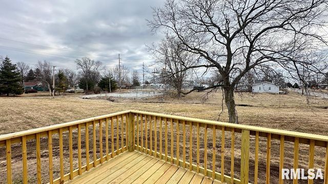 143 E CLINTON Street, Rushville, IL 62681