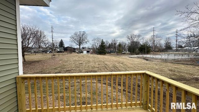 143 E CLINTON Street, Rushville, IL 62681